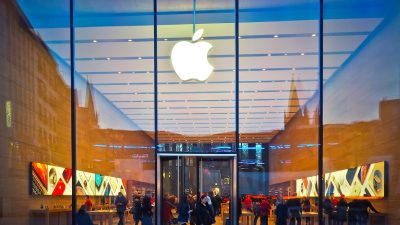 Apple, tüm ürünlerine %10 zam